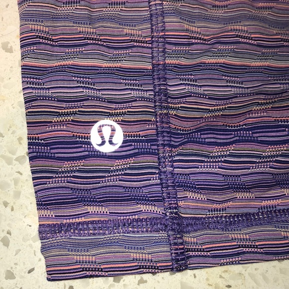 Lululemon althletica spandex sports shorts - Picture 3 of 5